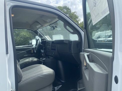 New 2025 Chevrolet Express 3500 w/ Power Convenience Package image 28