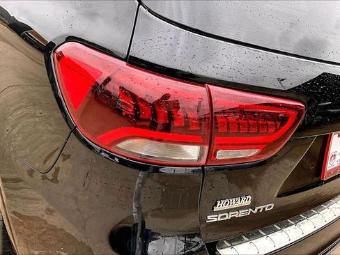 Used 2020 Kia Sorento SX image 16