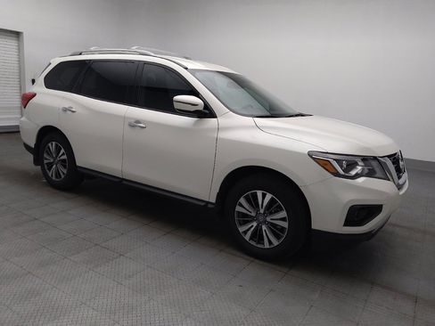 Used 2020 Nissan Pathfinder SV FWD image 11