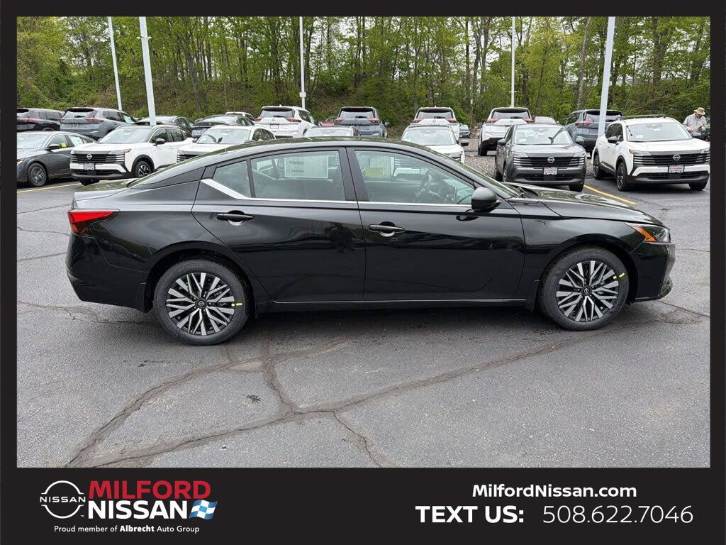 Used 2026 Nissan Altima 2.5 SV AWD/4WD image 6