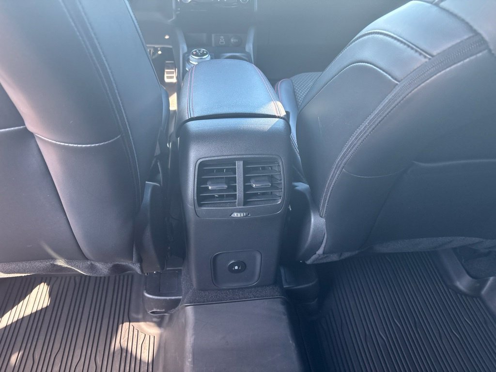 Used 2024 Ford Escape ST-Line Select w/ Tech Pack #2 AWD/4WD image 17