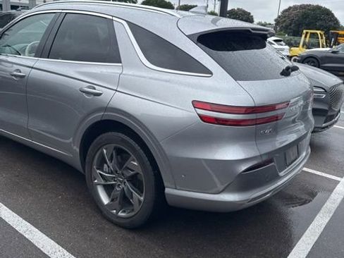 Used 2023 Genesis Electrified GV70 AWD/4WD image 4