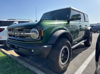 Used 2023 Ford Bronco Outer Banks w/ Sasquatch Package AWD/4WD video 1