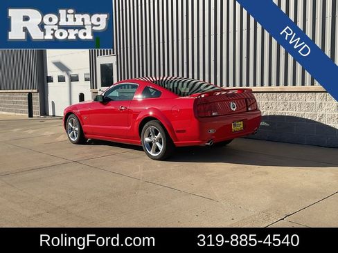 Used 2007 Ford Mustang GT Premium image 3