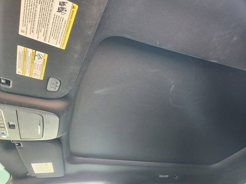 Used 2023 Ford F150 Lariat image 25