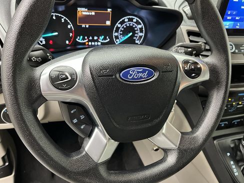 Used 2022 Ford Transit Connect XLT FWD image 12