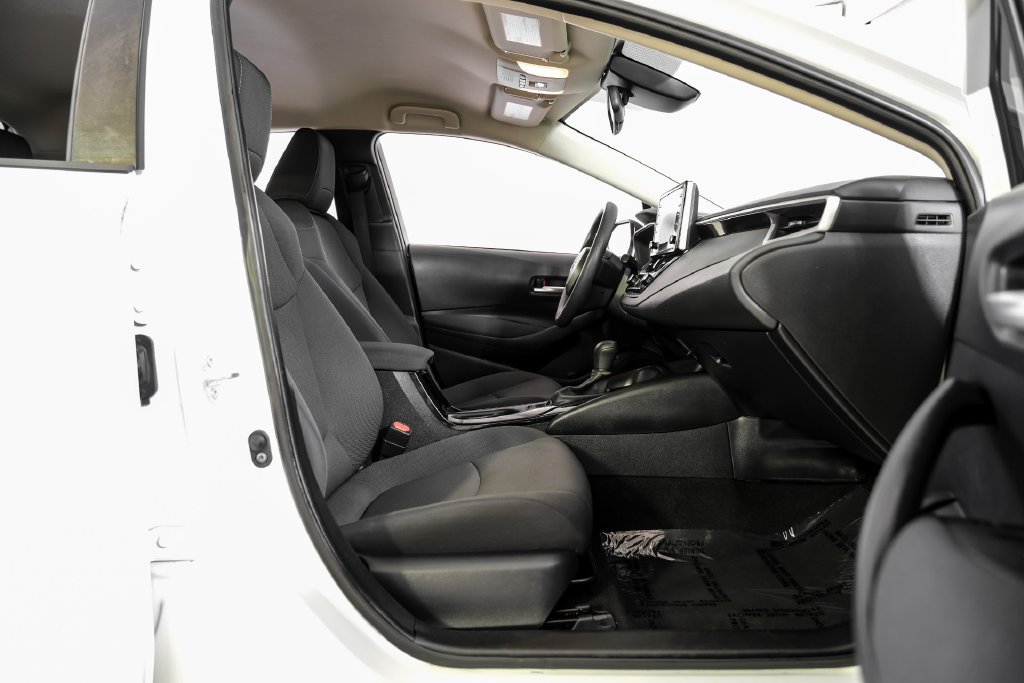 Used 2020 Toyota Corolla LE FWD image 33