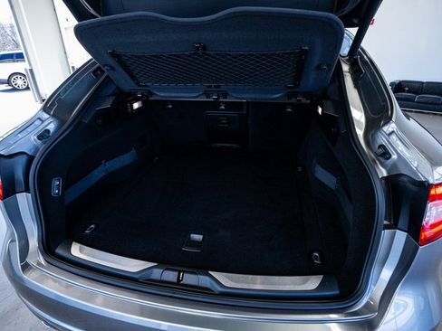 Used 2017 Maserati Levante w/ Luxury Package image 62