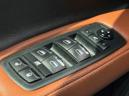 Used 2019 Maserati Ghibli RWD image 32