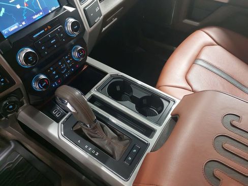 Used 2020 Ford F150 King Ranch w/ Equipment Group 601A Luxury AWD/4WD image 24