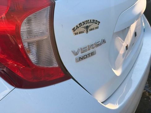 Used 2016 Nissan Versa Note SV FWD image 6