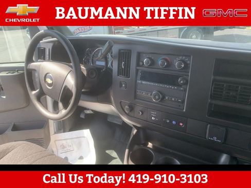 Used 2024 Chevrolet Express 2500 w/ Driver Convenience Package image 3