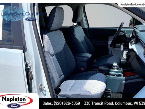 Certified 2024 Ford Maverick XLT w/ XLT Luxury Package AWD/4WD image 8