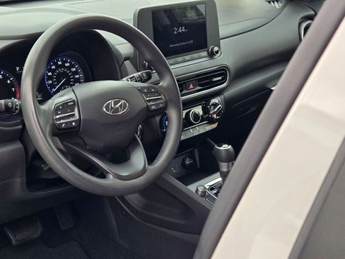 Certified 2022 Hyundai Kona SE image 29