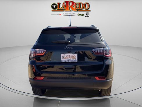 New 2026 Jeep Compass Latitude image 6