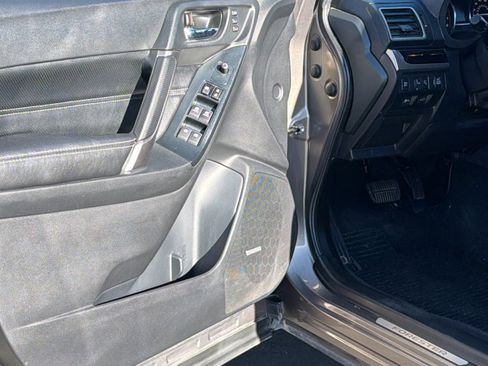Used 2018 Subaru Forester 2.5i Touring image 23