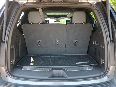 Used 2021 Chevrolet Tahoe RST w/ Luxury Package AWD/4WD image 31
