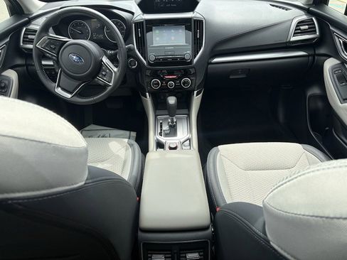 Used 2024 Subaru Forester Premium image 10