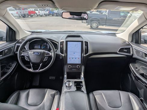 Used 2022 Ford Edge Titanium w/ Equipment Group 301A AWD/4WD image 31