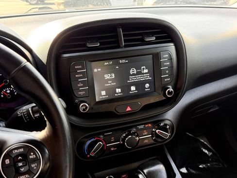 Used 2020 Kia Soul GT-Line w/ Option Group 015 FWD image 34