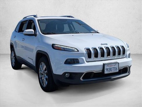 Used 2016 Jeep Cherokee Limited AWD/4WD image 3
