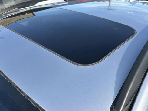 Used 2023 Subaru Crosstrek 2.5i Limited w/ Moonroof Package image 8