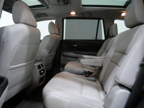 Used 2016 Honda Pilot Elite image 24