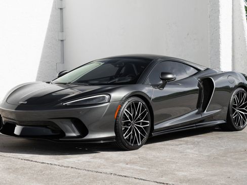 Used 2021 McLaren GT image 7