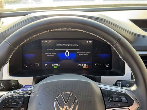 Used 2022 Volkswagen Atlas Cross Sport SE image 35