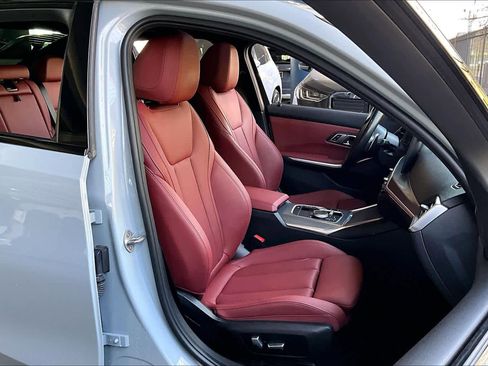 Used 2023 BMW M340i w/ Premium Package image 8