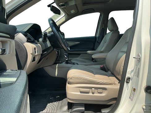 Used 2019 Honda Ridgeline RTL-T image 10