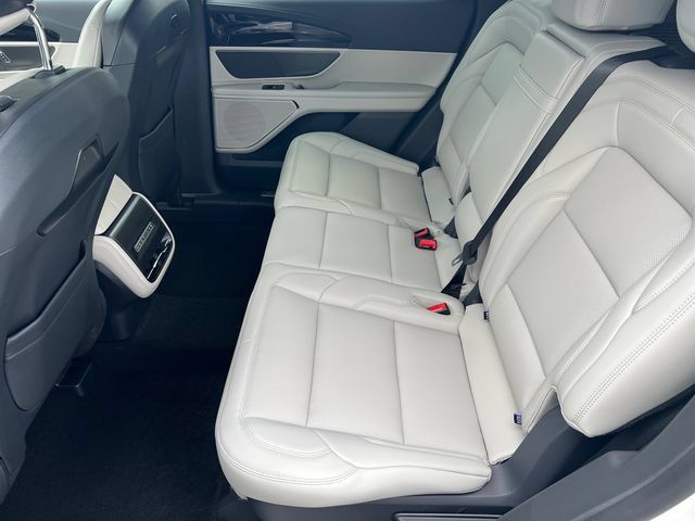 New 2026 Lincoln Nautilus Premier AWD/4WD image 21