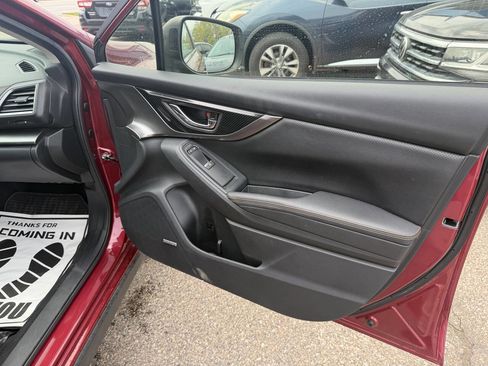 Used 2019 Subaru Crosstrek 2.0i Limited w/ Moonroof Package w/Navigation AWD/4WD image 12