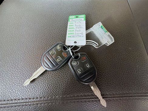 Used 2016 Ford F250 Lariat w/ Lariat Ultimate Package AWD/4WD image 37
