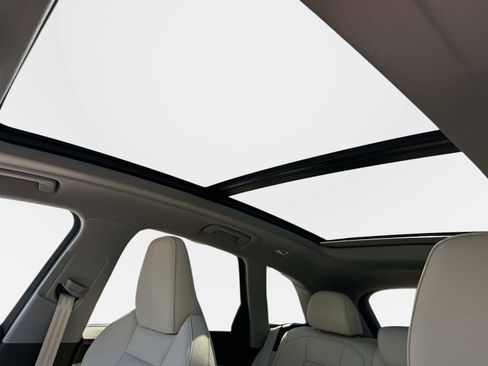 New 2025 Audi Q5 Prestige image 22