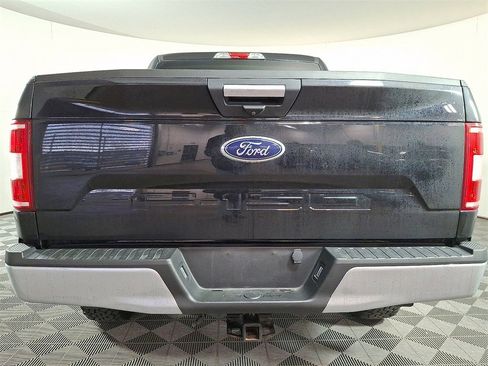 Used 2020 Ford F150 XLT w/ Equipment Group 302A Luxury image 8