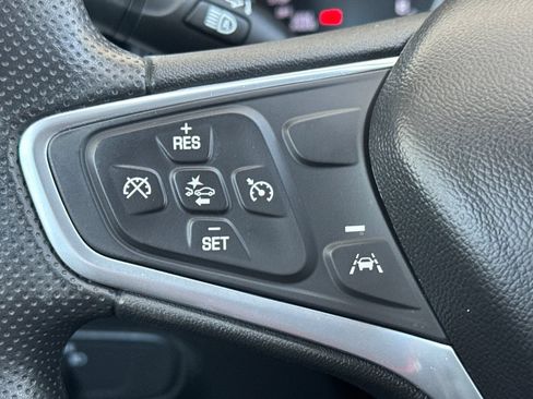 Used 2022 Chevrolet Equinox LT FWD image 25