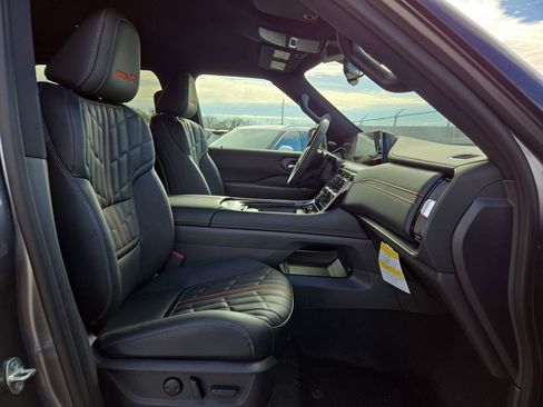 New 2026 Nissan Armada PRO-4X AWD/4WD image 15