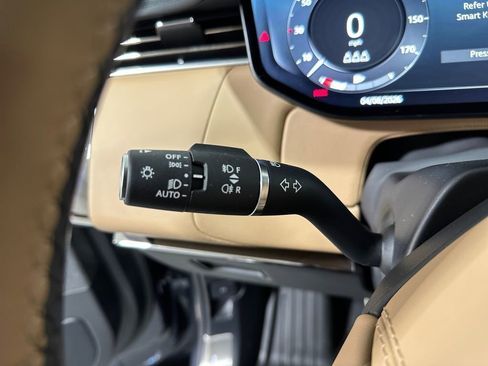 Used 2025 Land Rover Range Rover Sport Dynamic SE image 19