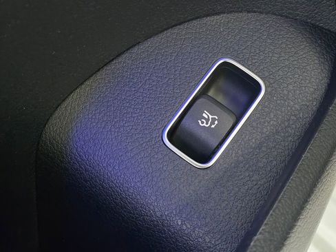 New 2026 Mercedes-Benz GLE 350 4MATIC image 38