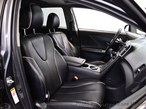 Used 2014 Toyota Venza Limited w/ Tow Prep Package AWD/4WD image 12