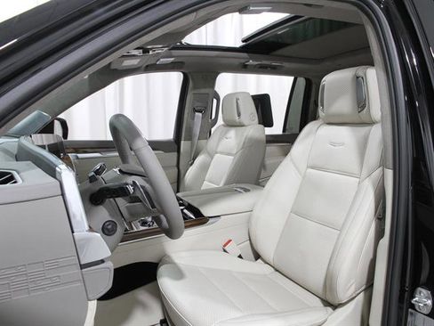 New 2025 Cadillac Escalade ESV Premium Luxury Platinum w/ LPO, Floor Liner Package image 5