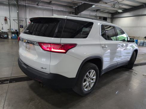 Used 2019 Chevrolet Traverse LT image 3