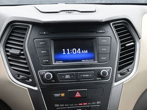 Used 2018 Hyundai Santa Fe Sport AWD/4WD image 15