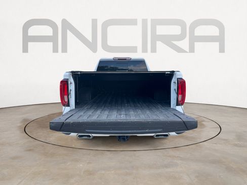 Used 2023 GMC Sierra 1500 AT4 w/ AT4 Preferred Package AWD/4WD image 12