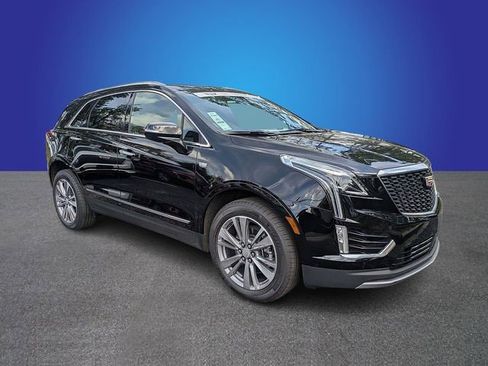 Certified 2025 Cadillac XT5 Premium Luxury AWD/4WD image 8
