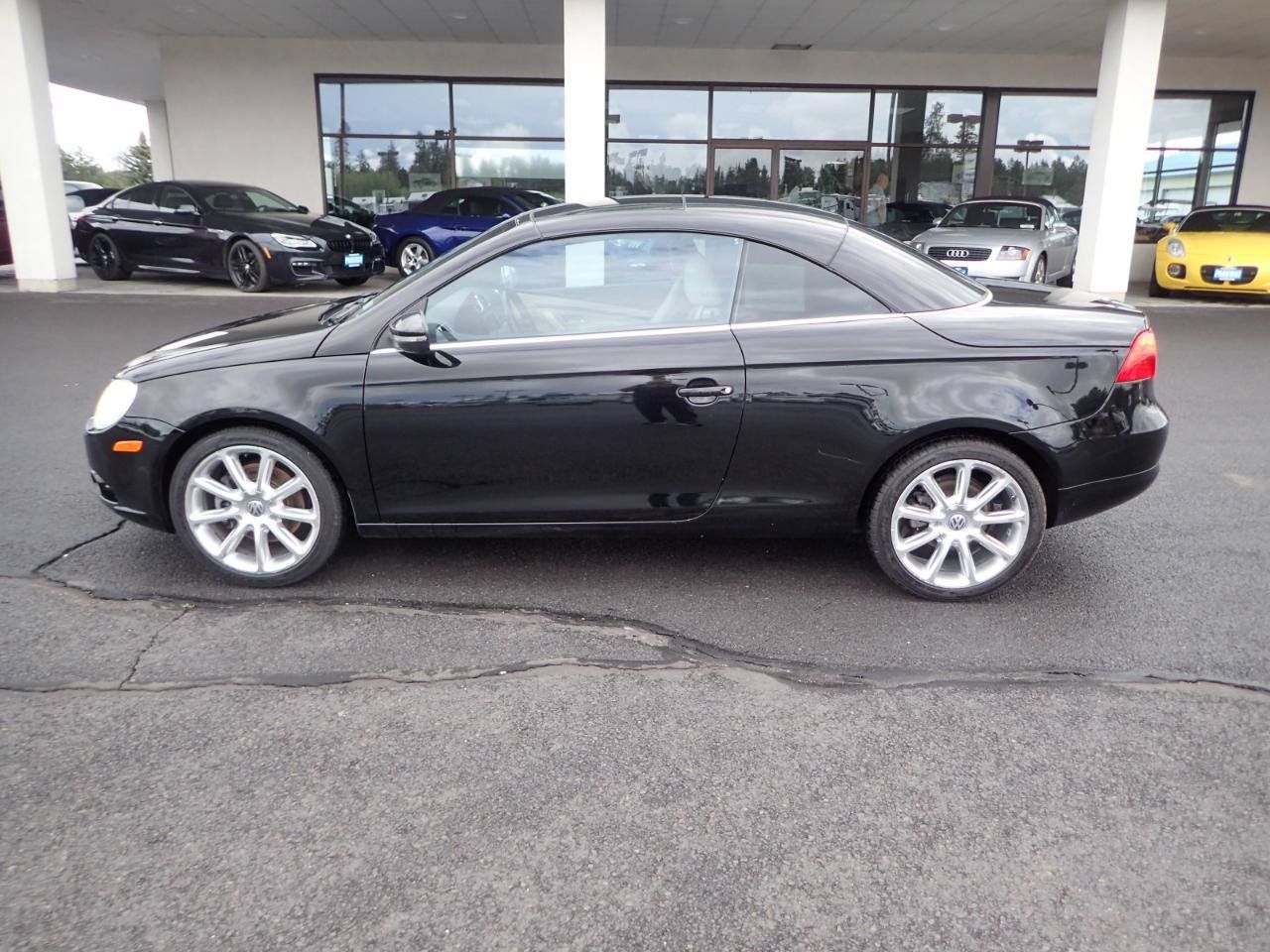Used 2010 Volkswagen Eos Lux FWD image 2