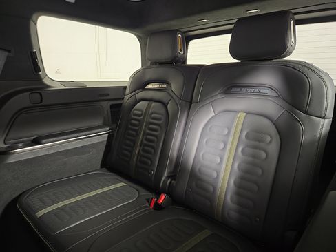 Used 2025 Rivian R1S Adventure AWD/4WD image 22