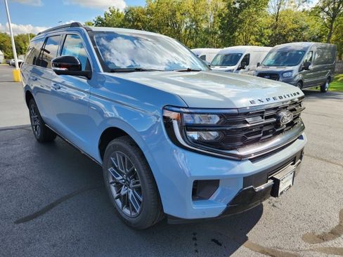 New 2025 Ford Expedition Platinum w/ Stealth Performance Package image 1