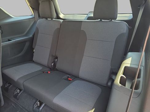 Certified 2023 Chevrolet Traverse LT w/ LPO, Floor Liner Package AWD/4WD image 37